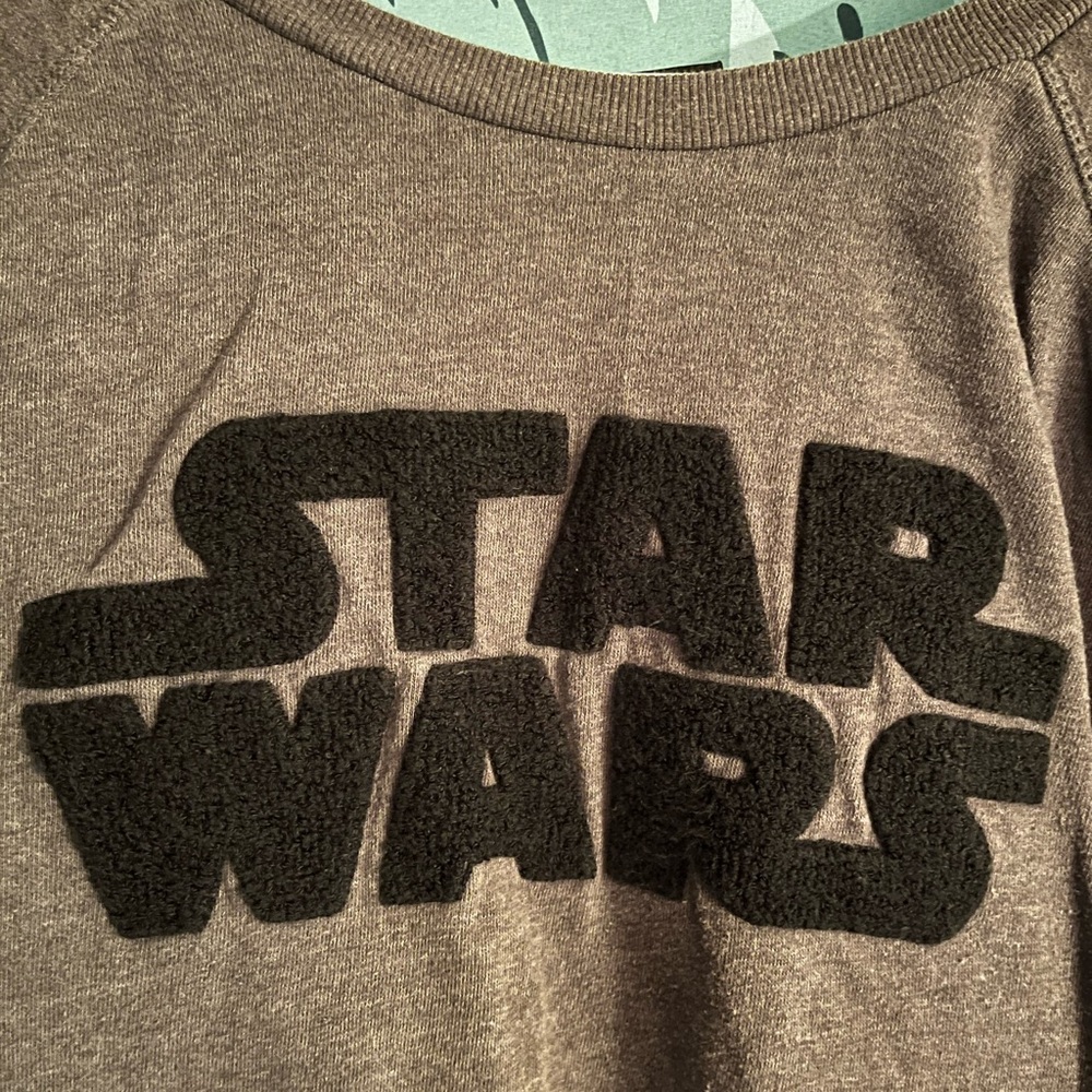 Her University Star wars sweatshirt